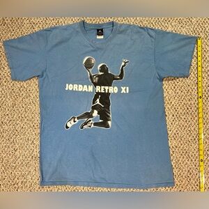 Men’s Nike Air Jordan light blue cloth t shirt XL Retro XI